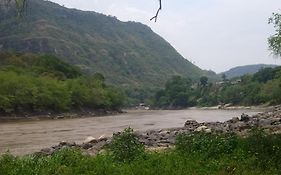 Casa Rio y Montaña